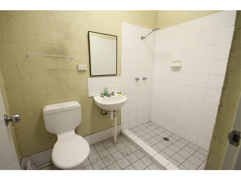 16 Yass Valley Way, Yass NSW 2582
