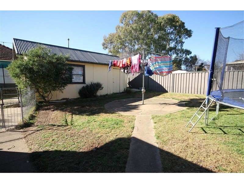 18 Browne Street, Yass NSW 2582
