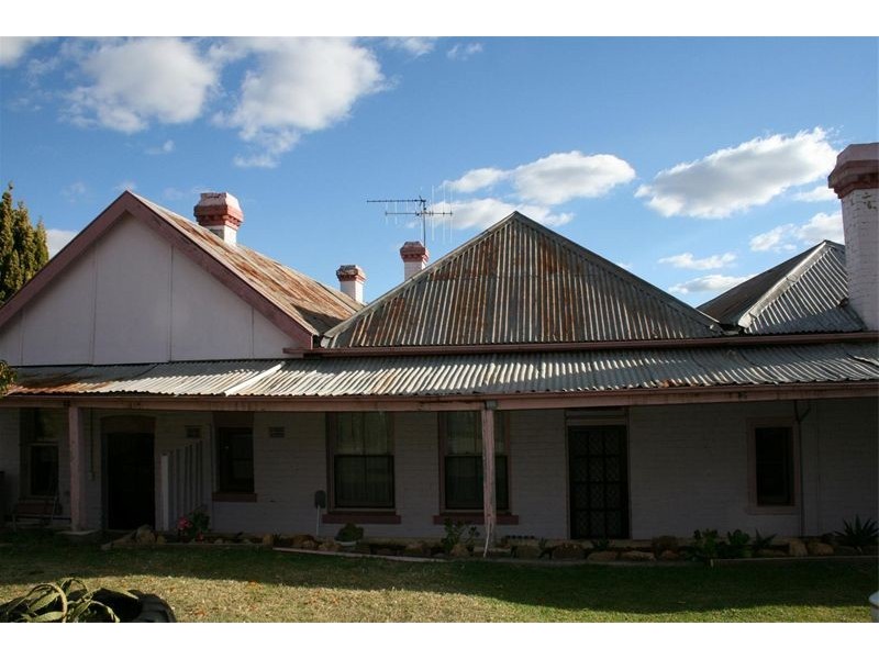 5 Bluett Street, Yass NSW 2582