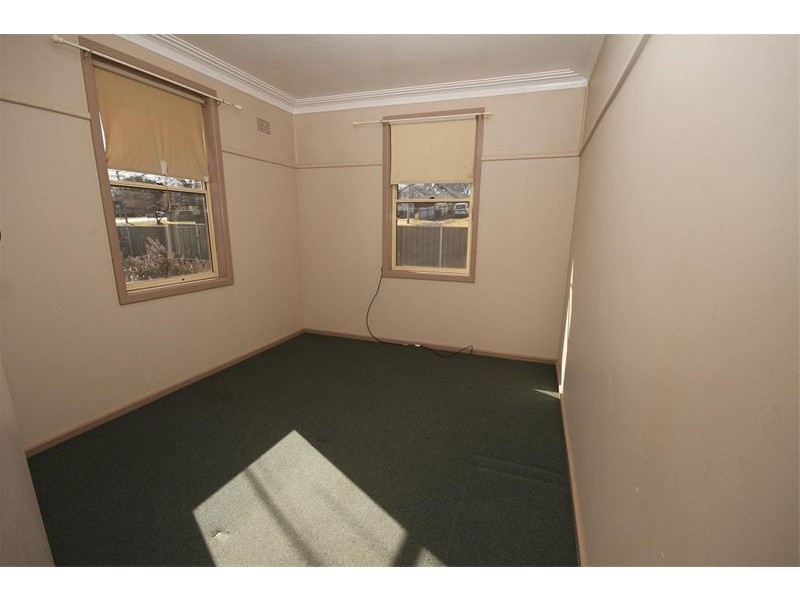 48 Castor Street, Yass NSW 2582