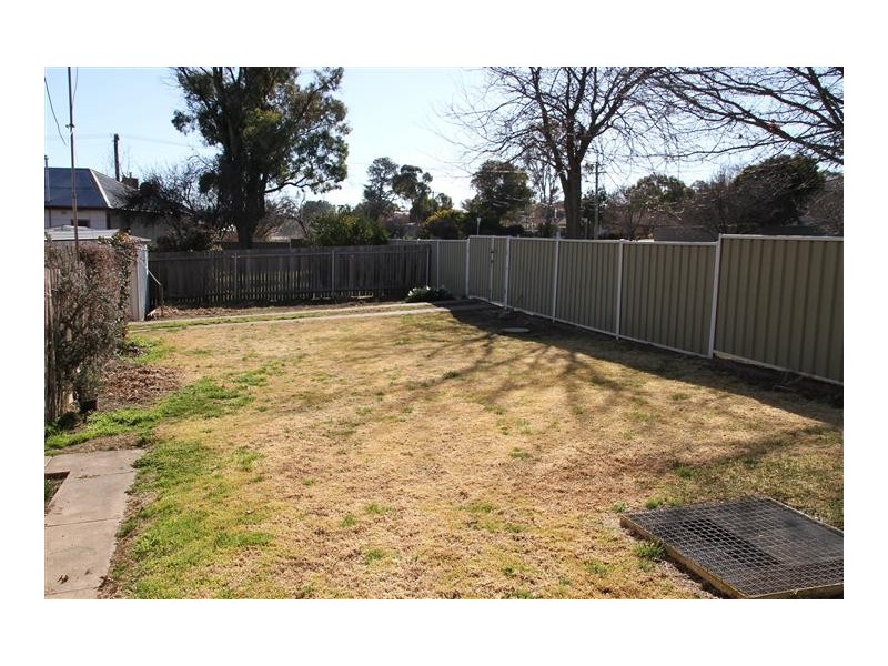 48 Castor Street, Yass NSW 2582