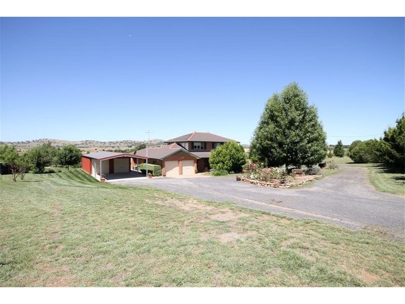 1 Dobbin Drive, Yass NSW 2582