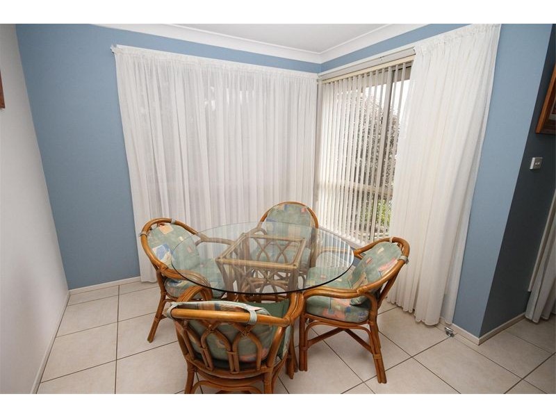 33 Shantalla Crescent, Yass NSW 2582