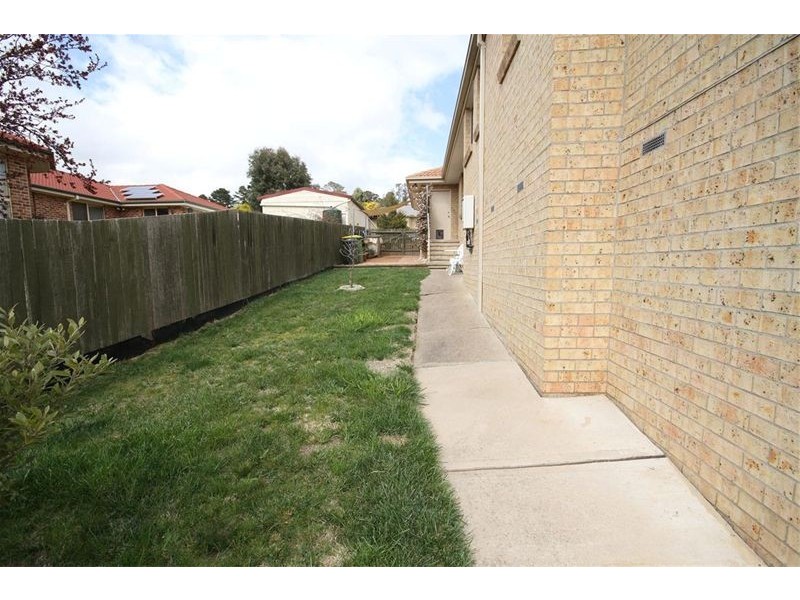 33 Shantalla Crescent, Yass NSW 2582