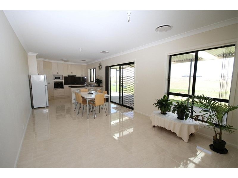 8 Kitty’s Creek Road, Yass NSW 2582
