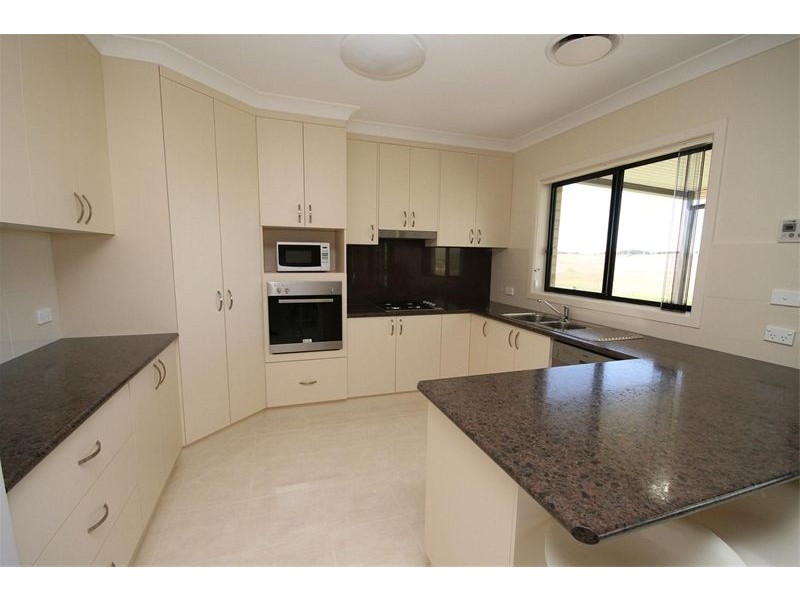 8 Kitty’s Creek Road, Yass NSW 2582