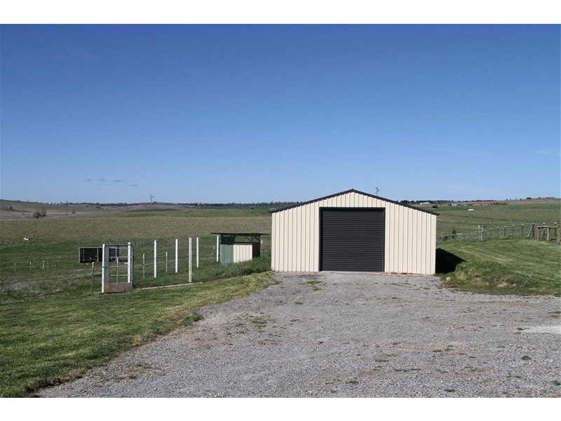 8 Kitty’s Creek Road, Yass NSW 2582