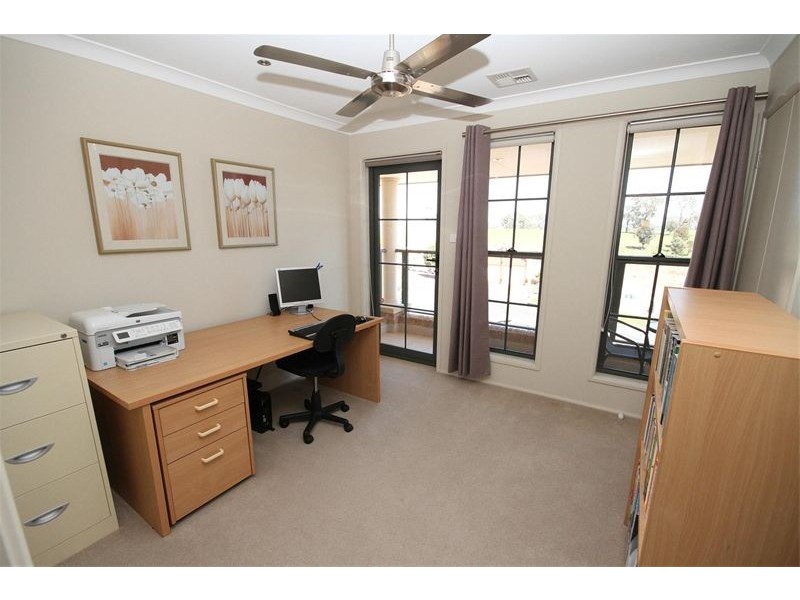 40 Yeo Crescent, Yass NSW 2582