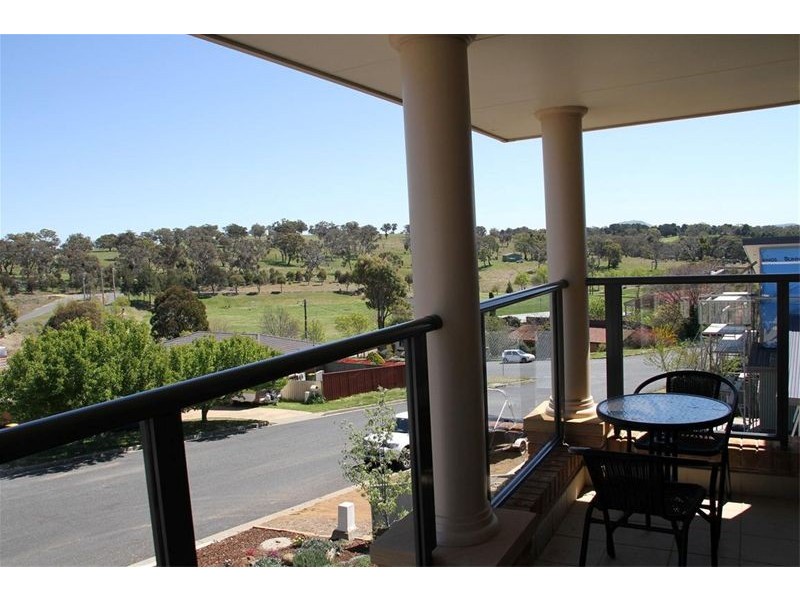 40 Yeo Crescent, Yass NSW 2582