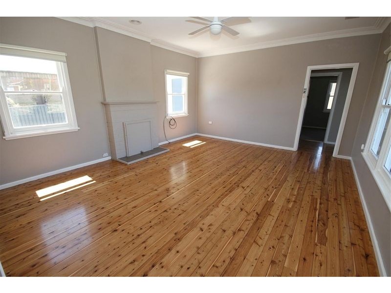 2 Pollux Street, Yass NSW 2582