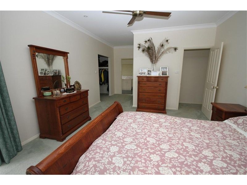 16 Vallencia Drive, Murrumbateman NSW 2582