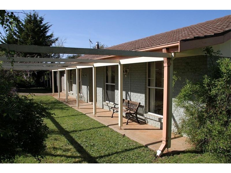 12 Irvine Drive, Yass NSW 2582