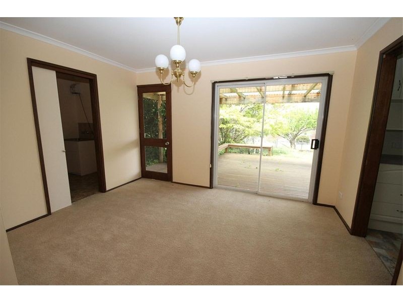 12 Irvine Drive, Yass NSW 2582