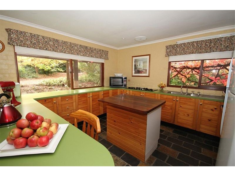 12 – 14  O’Brien Street, Yass NSW 2582