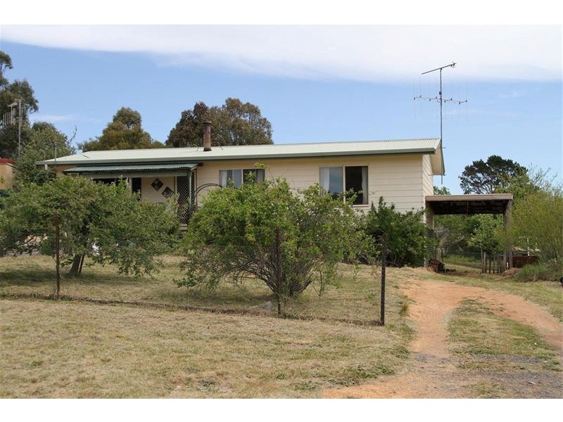 10 Wombat Street, Gunning NSW 2581