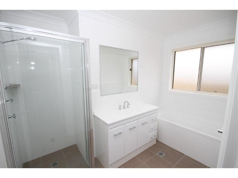 5 Colls Close, Yass NSW 2582