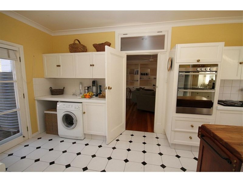 126 Rossi, Yass NSW 2582