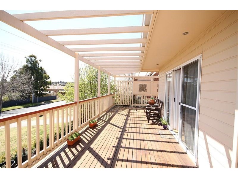 12a Rossi Street, Yass NSW 2582