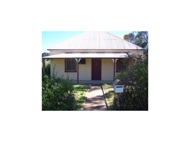 23 Rossi Street, Yass NSW 2582