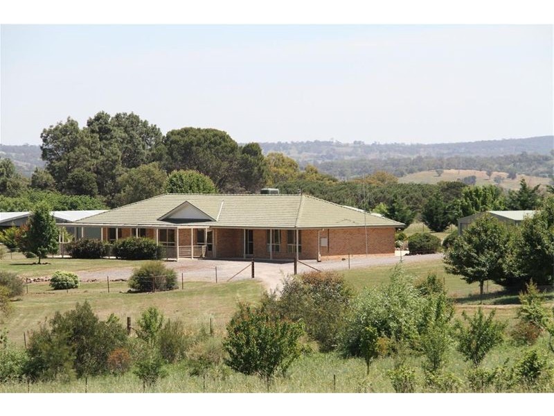 4 Mort Lane, Yass NSW 2582