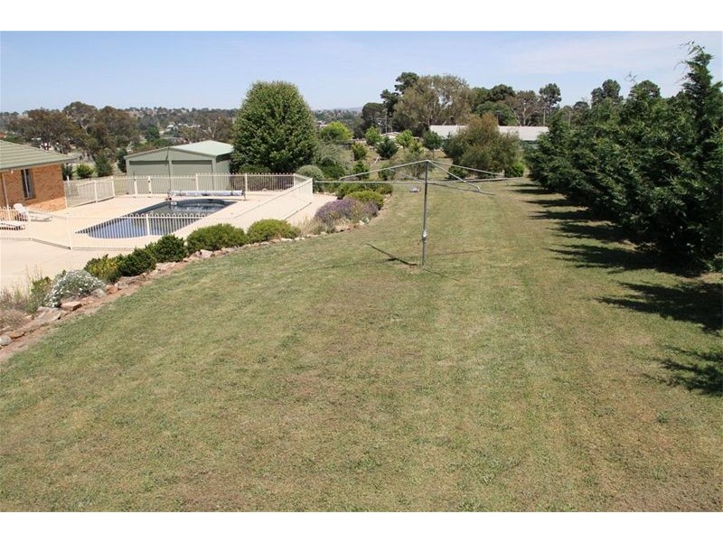 4 Mort Lane, Yass NSW 2582