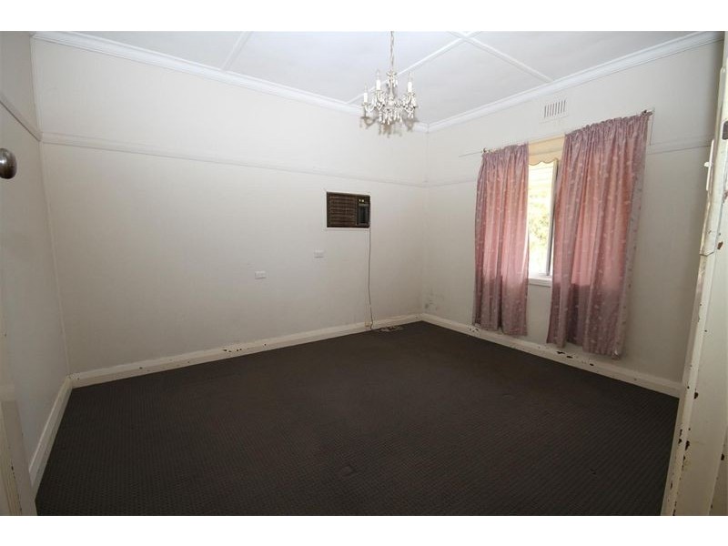 87 Yass Valley Way, Yass NSW 2582