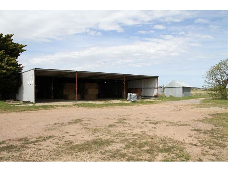 87 Yass Valley Way, Yass NSW 2582