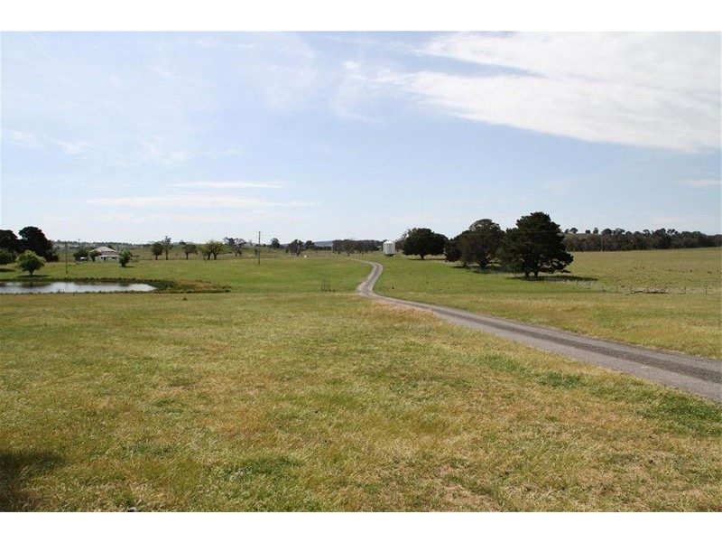 87 Yass Valley Way, Yass NSW 2582