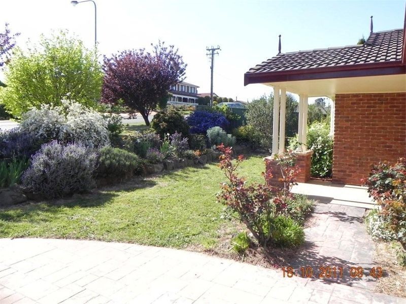 19 Merriman Drive, Yass NSW 2582