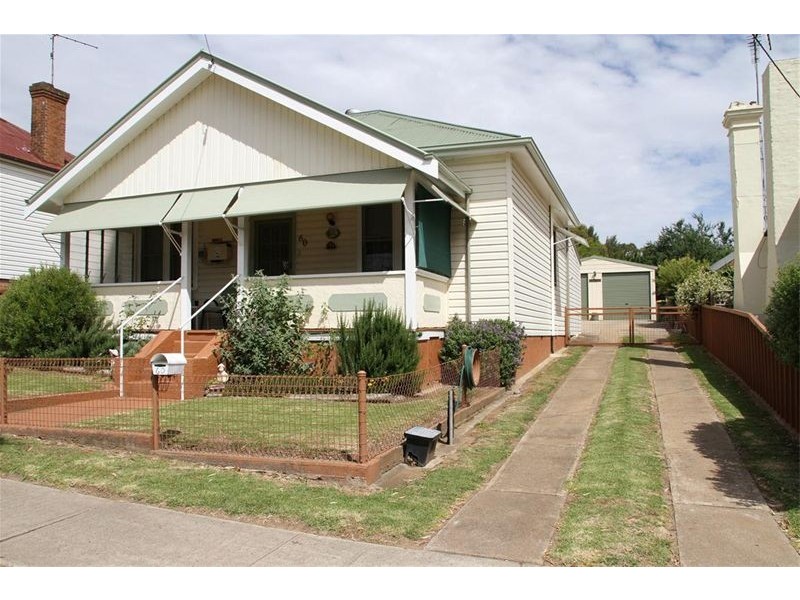 60 Lead Street, Yass NSW 2582