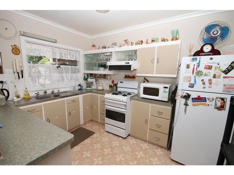 60 Lead Street, Yass NSW 2582