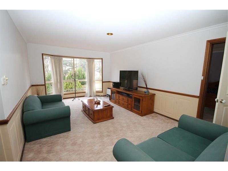 20 Luther Street, Bowning NSW 2582