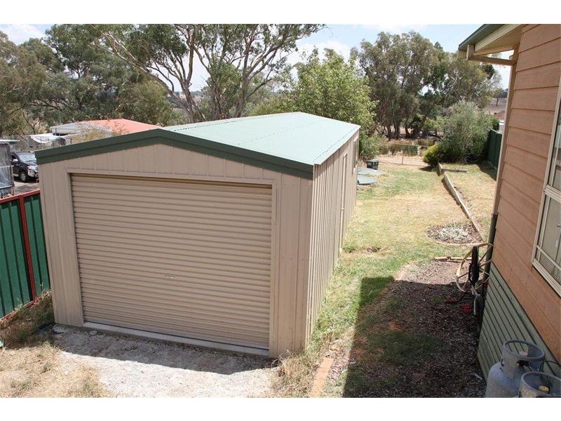 20 Luther Street, Bowning NSW 2582