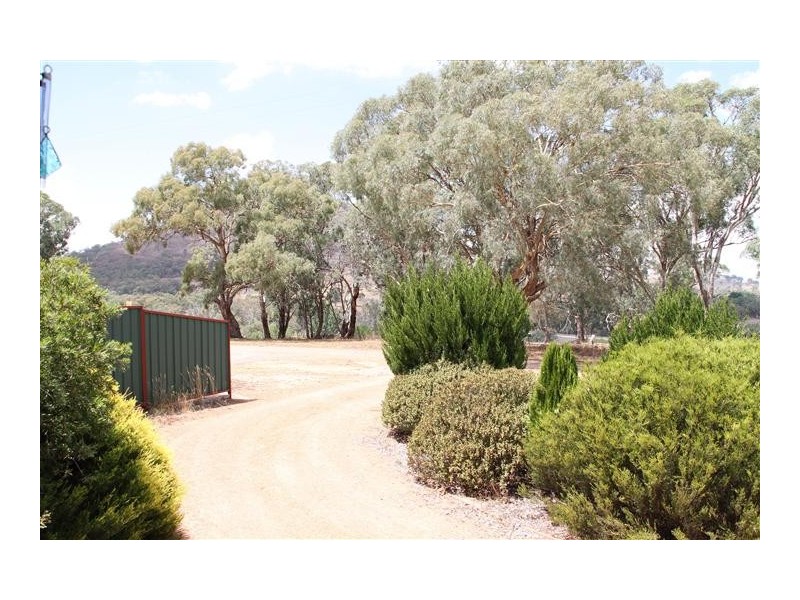 20 Luther Street, Bowning NSW 2582