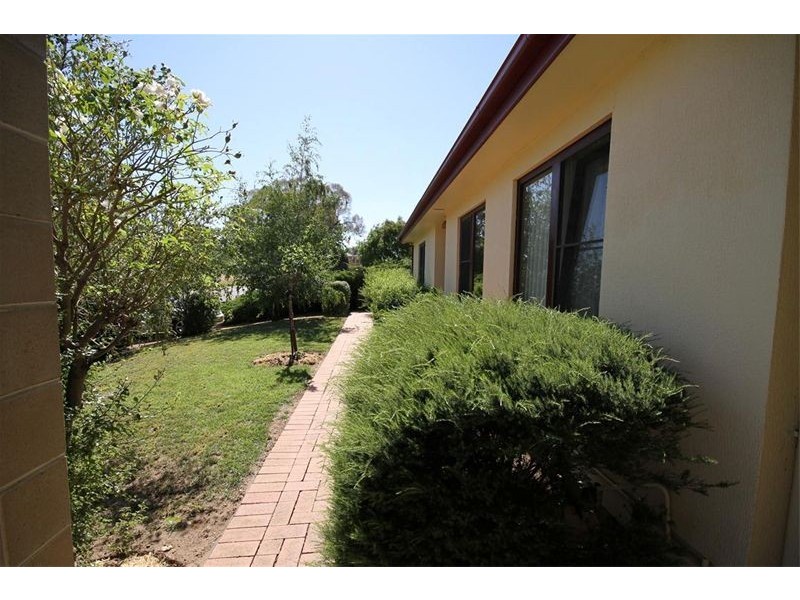 26 Shantalla Crescent, Yass NSW 2582
