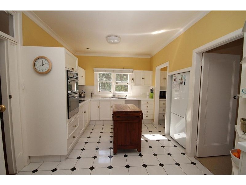 126 Rossi, Yass NSW 2582