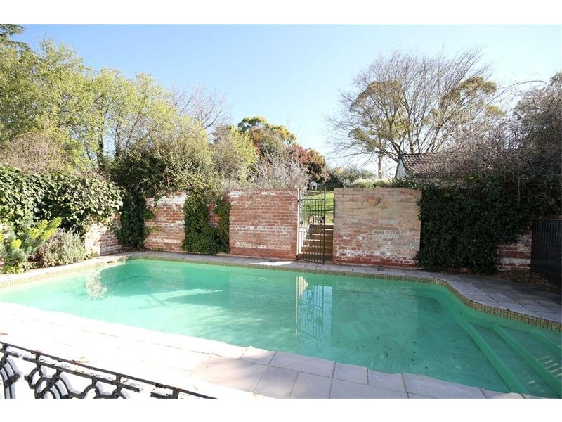 126 Rossi, Yass NSW 2582