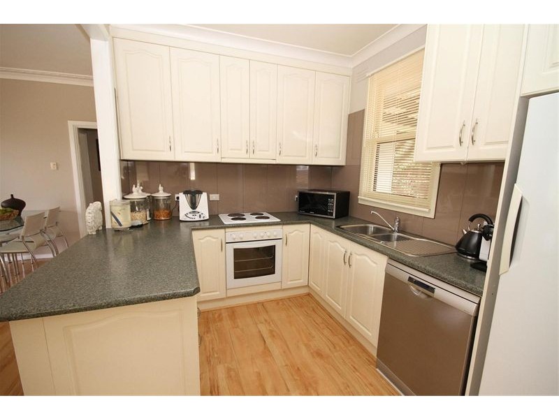 1 Demestre Street, Yass NSW 2582