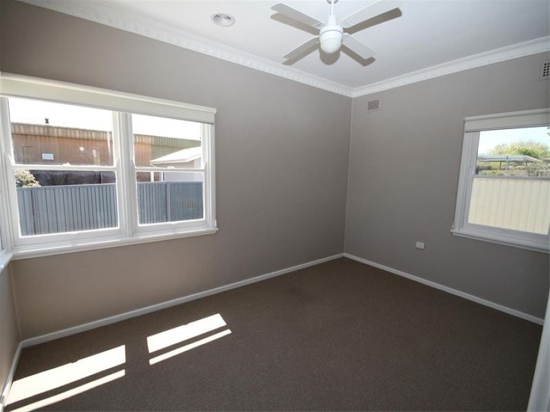 2 Pollux Street, Yass NSW 2582