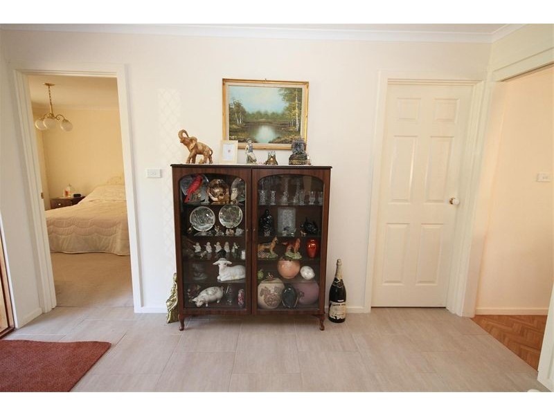 27 Shantalla Crescent, Yass NSW 2582