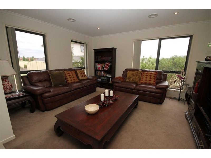 2/6 Thane Court, Yass NSW 2582