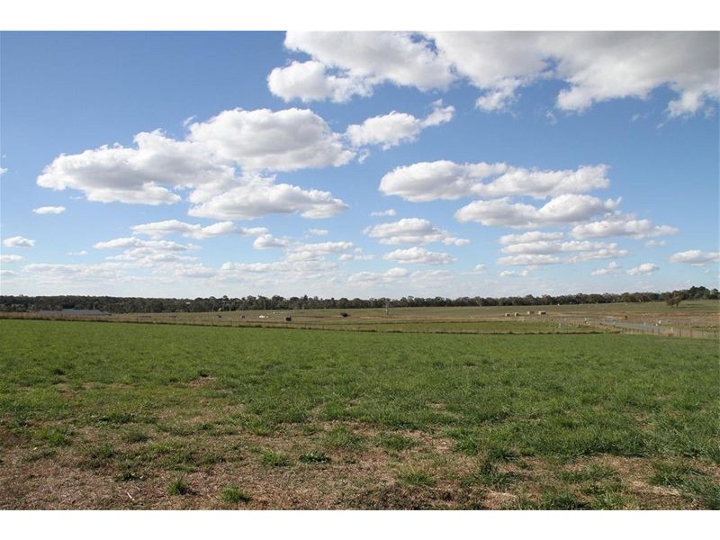 2 Bidgee Close, Yass NSW 2582