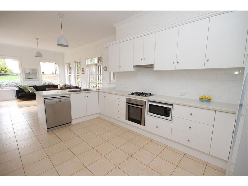 62 Church Street, Yass NSW 2582