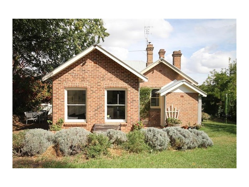 62 Church Street, Yass NSW 2582