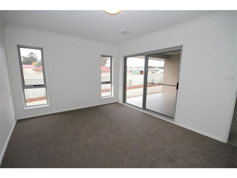 4 Colls Close, Yass NSW 2582