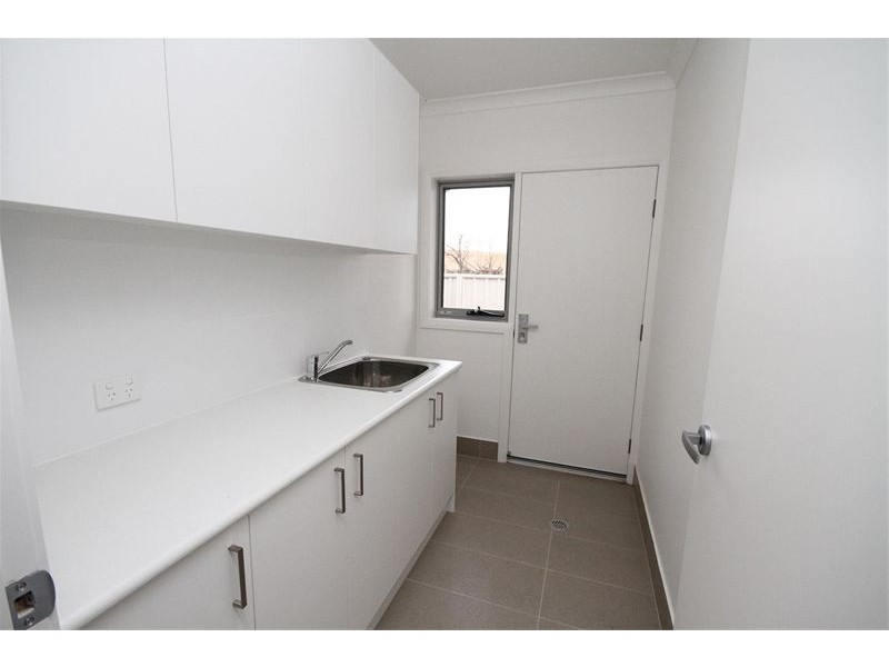 4 Colls Close, Yass NSW 2582