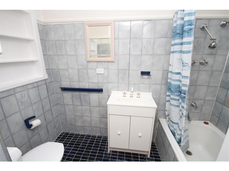 10 Brennan Street, Yass NSW 2582