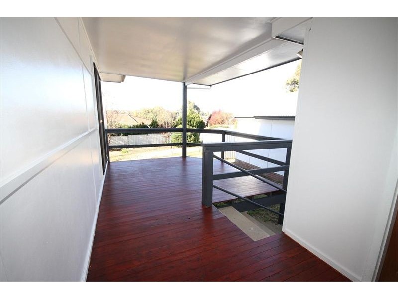 10 Brennan Street, Yass NSW 2582