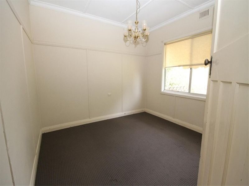 87 Yass Valley Way, Yass NSW 2582