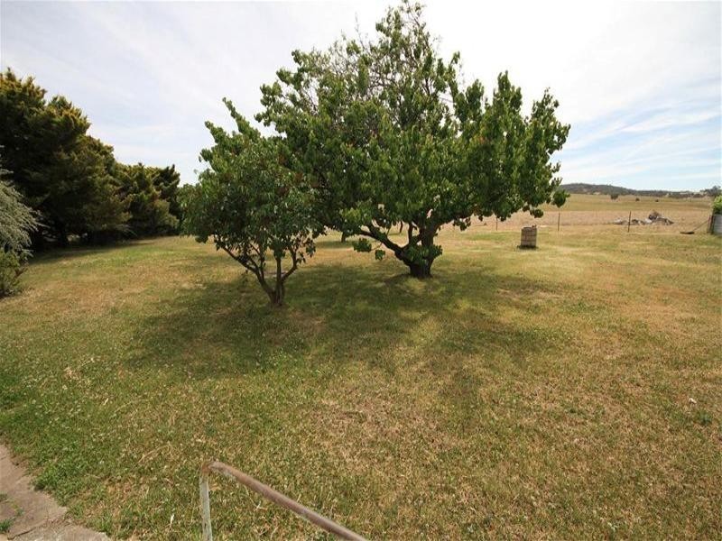 87 Yass Valley Way, Yass NSW 2582